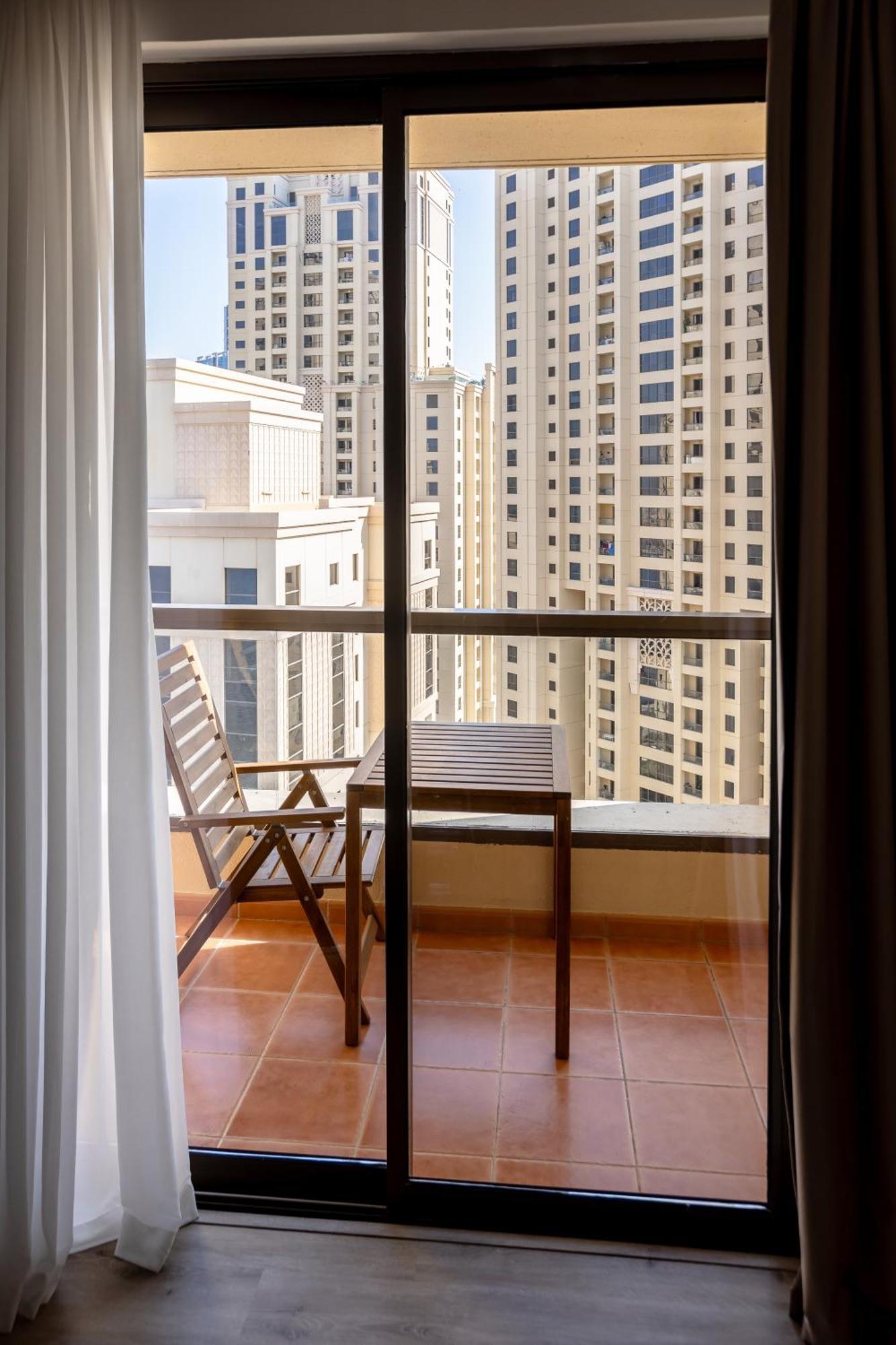 Beautiful And Bright 1 Bedroom Apartment! Sofia ! Dubai Exteriör bild